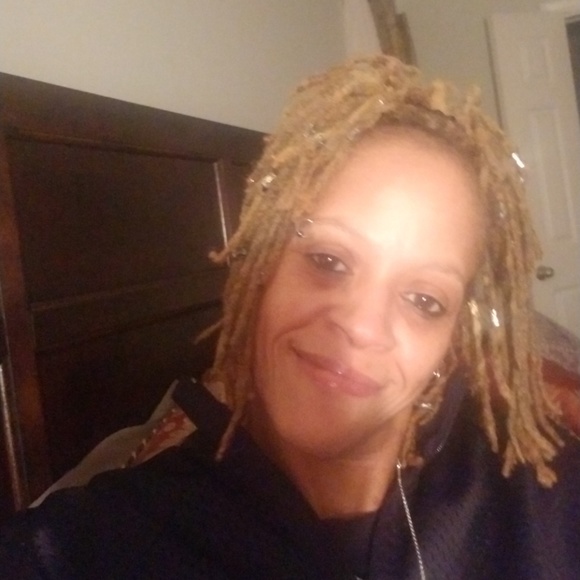 MEET THE POSHER - Picture 3 of 6